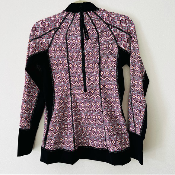 Victoria’s Secret Sport VSX neon abstract long sleeve half zip rash guard - Picture 5 of 7